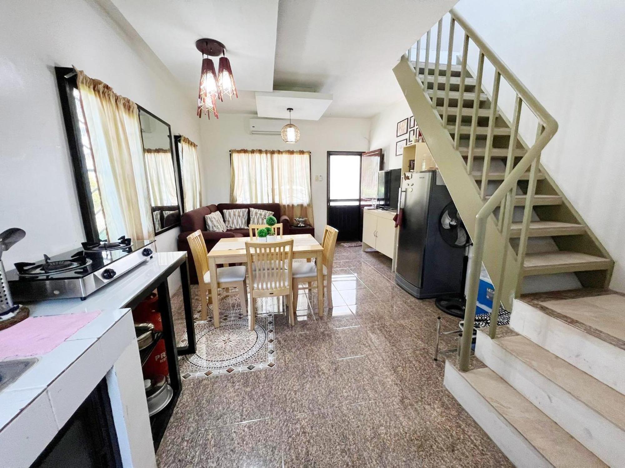 Beach Resorts Walking Distance To The Town House Davao City Esterno foto